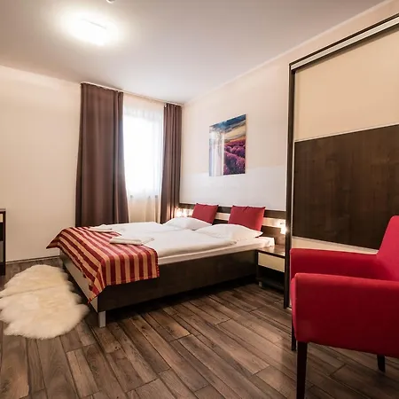 Hotel apartamentowy Mirka - Luka *