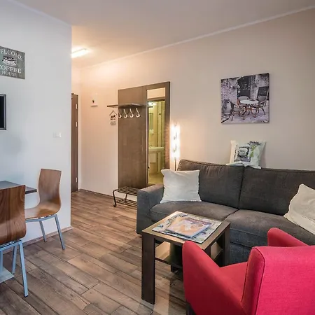 Mirka - Luka 4* Bešeňová